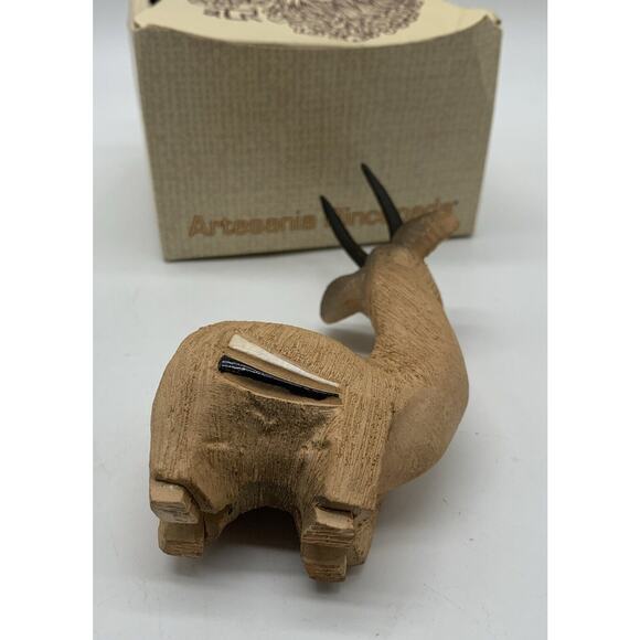 Artesania Rinconada GAZELLE Clay Figurine Uruguay Art Sculpture SIGNED Box - Picture 5 of 7